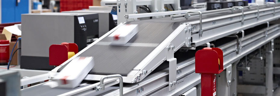 Small package sortation system working